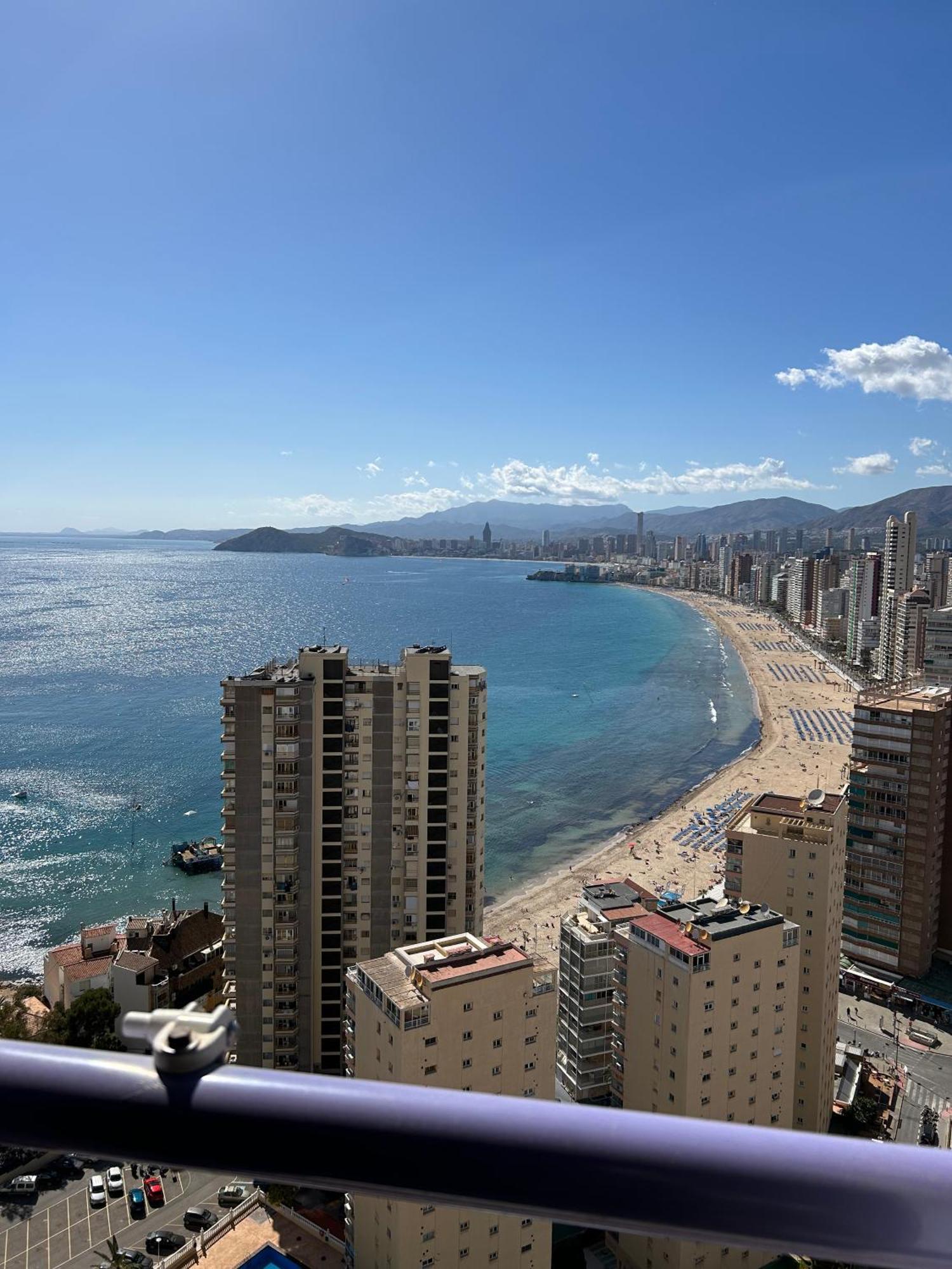 Apartamento Con Preciosas Vistas Y Piscina Бенідорм Екстер'єр фото
