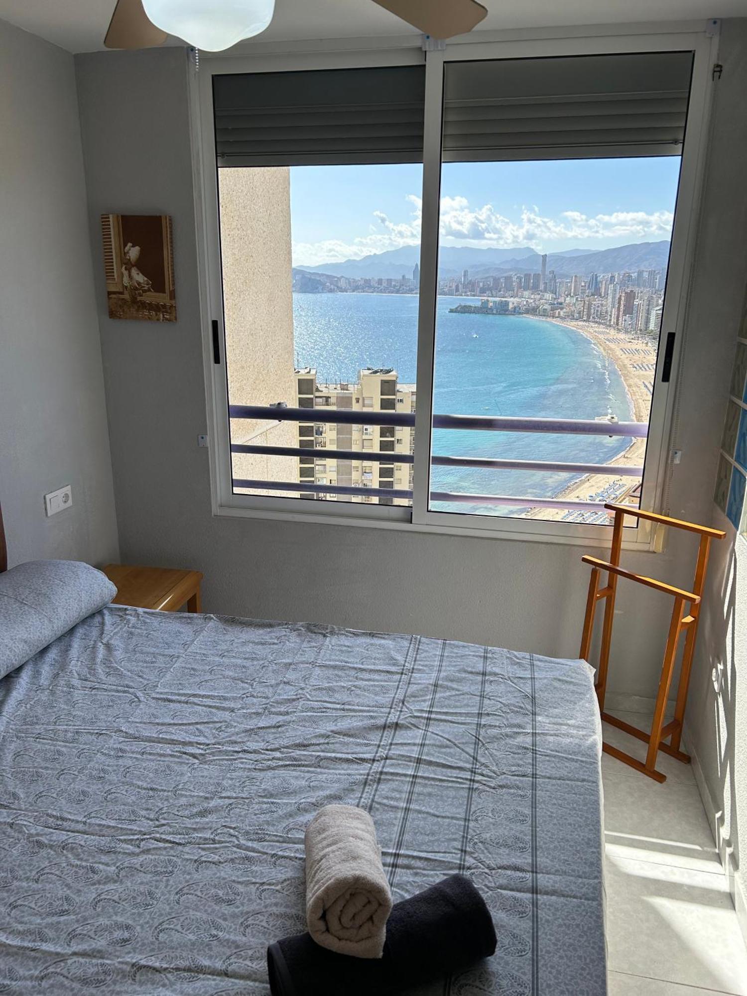 Apartamento Con Preciosas Vistas Y Piscina Бенідорм Екстер'єр фото