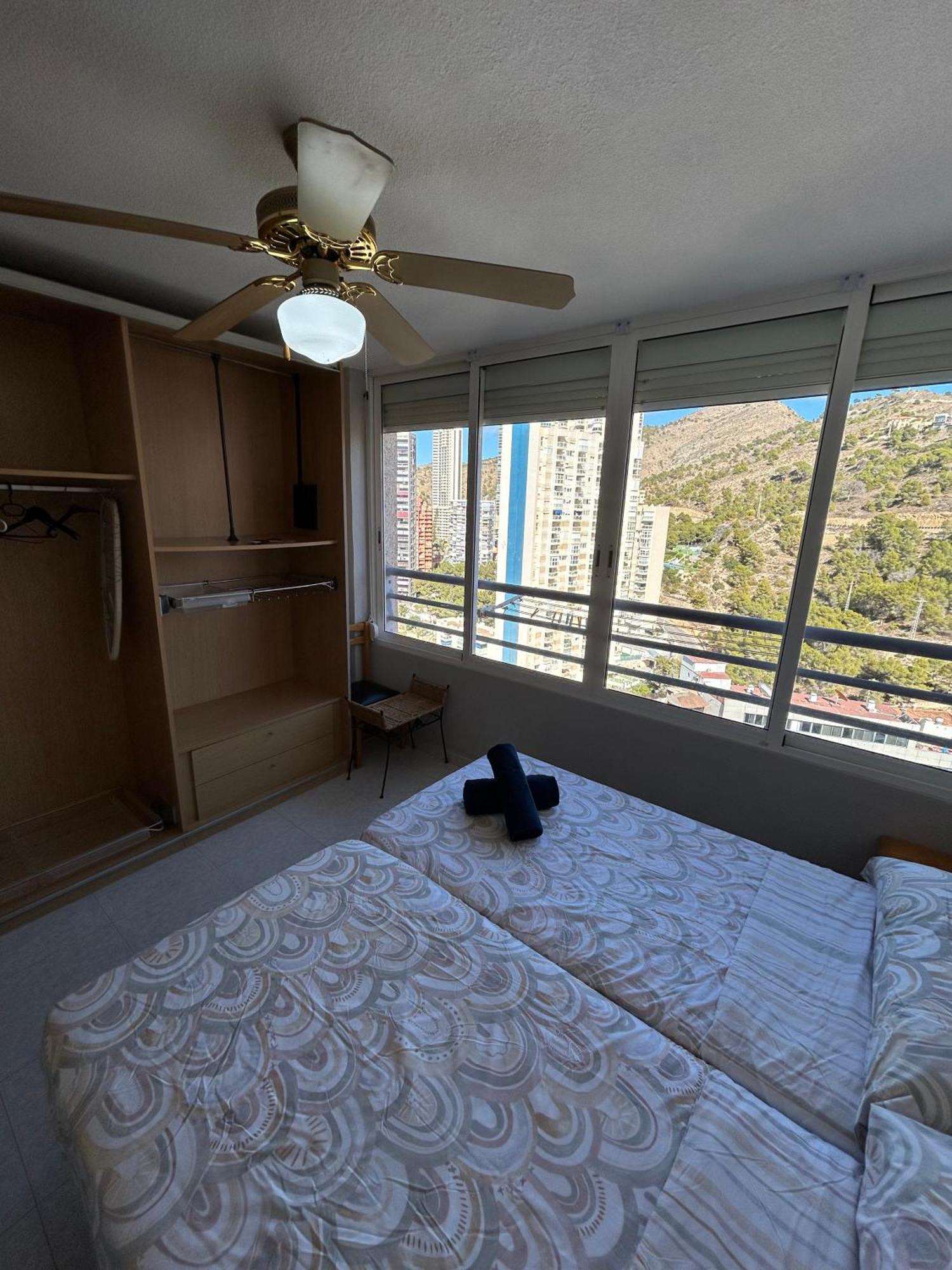 Apartamento Con Preciosas Vistas Y Piscina Бенідорм Екстер'єр фото